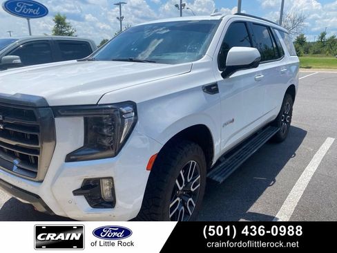 Used 2023 GMC Yukon AT4 w/ Technology Package AWD/4WD image 1