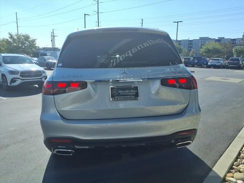 New 2026 Mercedes-Benz GLS 450 4MATIC image 5
