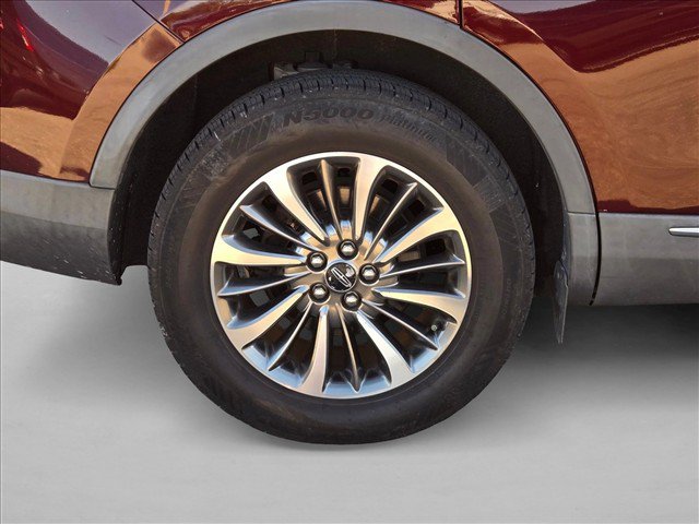 Used 2019 Lincoln Nautilus Select w/ Class II Trailer Tow Package FWD image 10