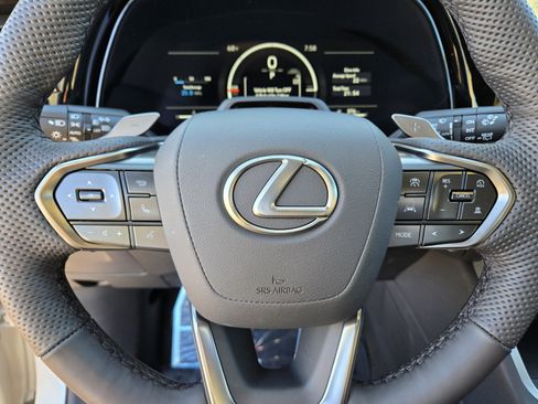New 2025 Lexus TX 500h AWD image 12