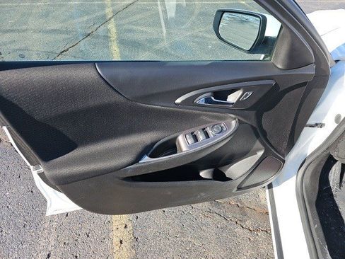 Used 2023 Chevrolet Malibu LT image 21