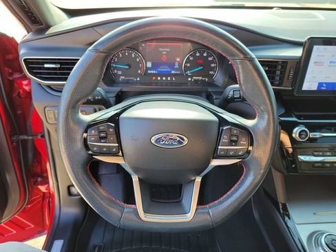 Used 2022 Ford Explorer ST-Line RWD image 22