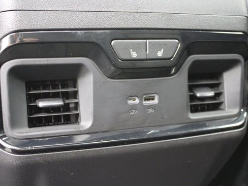 Used 2023 Chevrolet Silverado 1500 ZR2 w/ Technology Package image 11