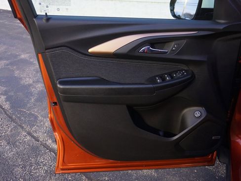 Certified 2023 Chevrolet TrailBlazer ACTIV w/ Sun and Liftgate Package image 23