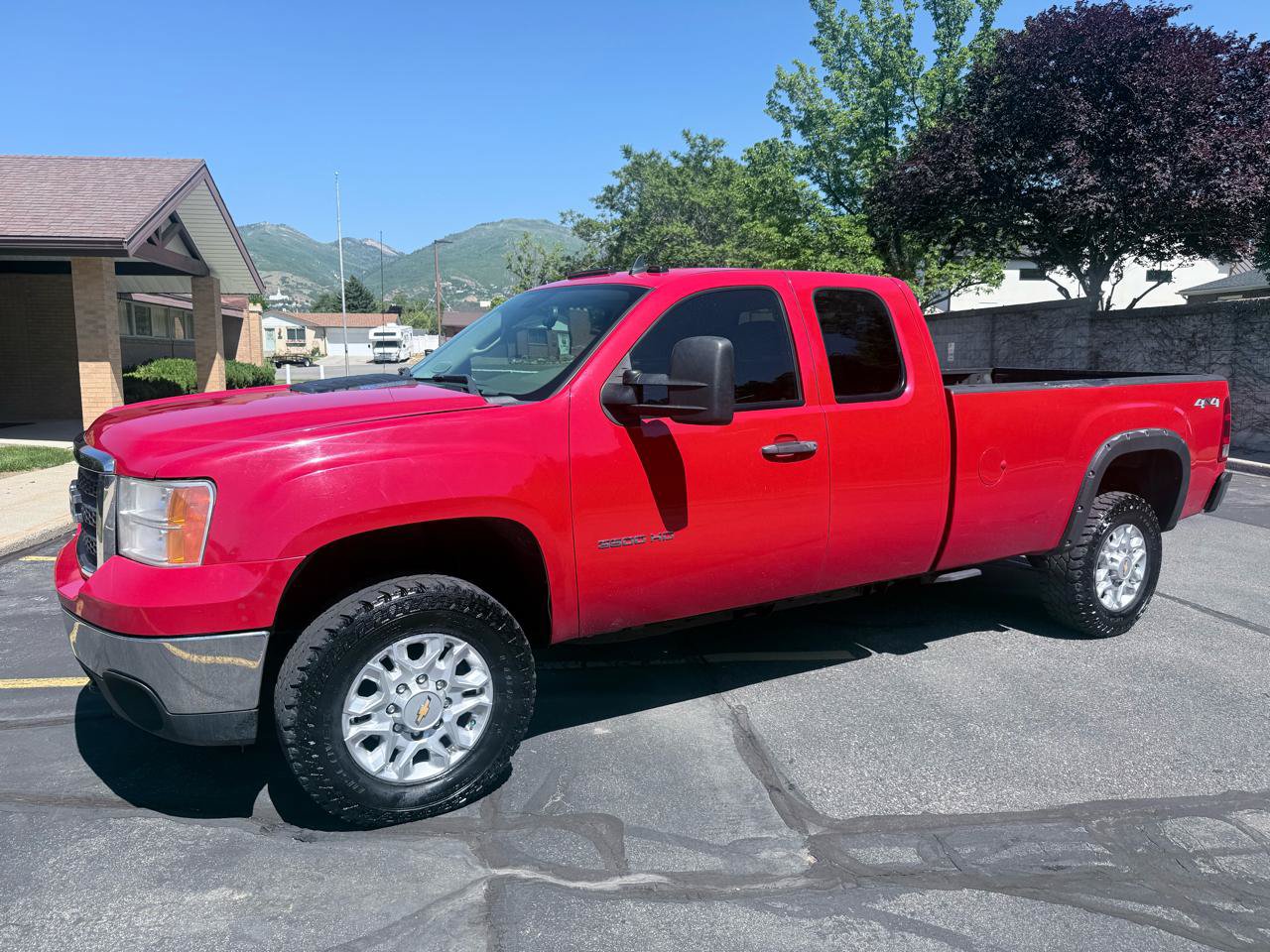 Used 2013 GMC Sierra 3500 W/T w/ Snow Plow Prep Package AWD/4WD image 1