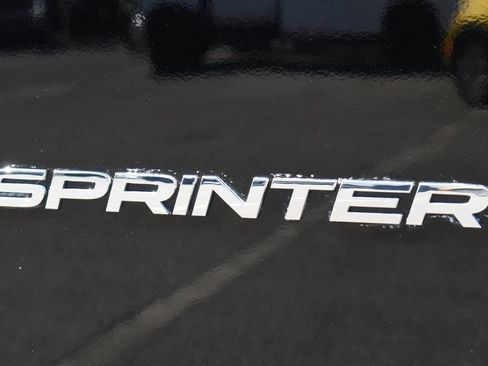 Used 2021 Mercedes-Benz Sprinter 2500 image 50