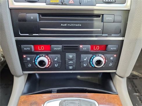 Used 2014 Audi Q7 TDI Prestige w/ Prestige Package image 19