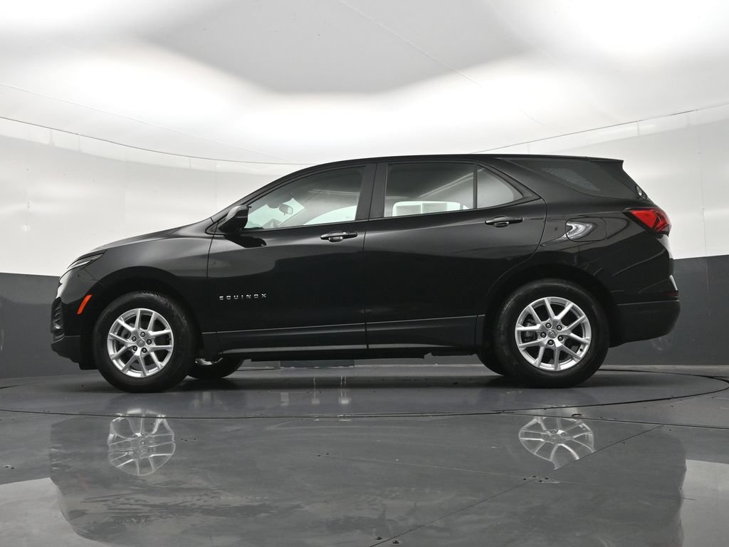 Used 2024 Chevrolet Equinox LS FWD image 25
