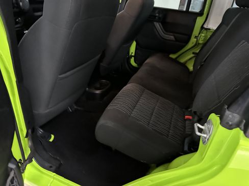 Used 2012 Jeep Wrangler Unlimited Sport image 68
