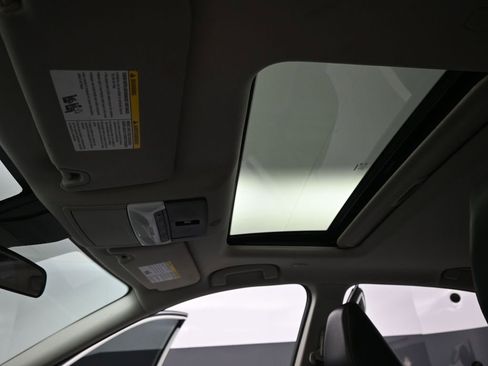 Used 2022 Nissan Altima 2.0 SR image 16