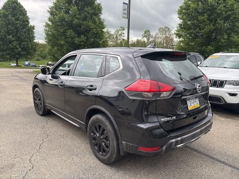 Used 2017 Nissan Rogue S AWD/4WD image 5