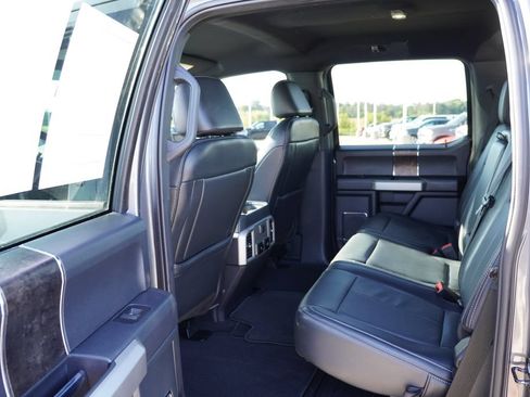 Certified 2022 Ford F350 Lariat w/ Chrome Package AWD/4WD image 18