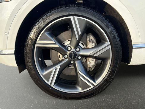 Used 2025 Genesis GV80 3.5T Prestige image 9