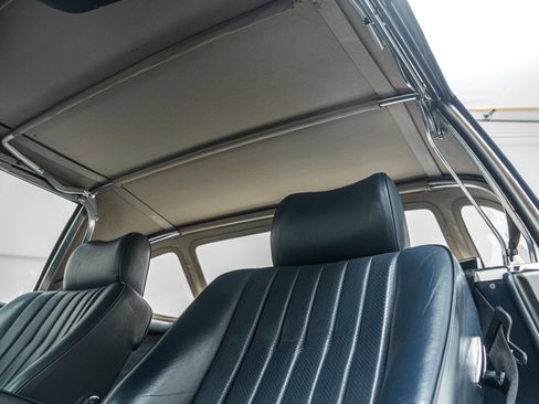 Used 1987 Mercedes-Benz 560 SL image 42