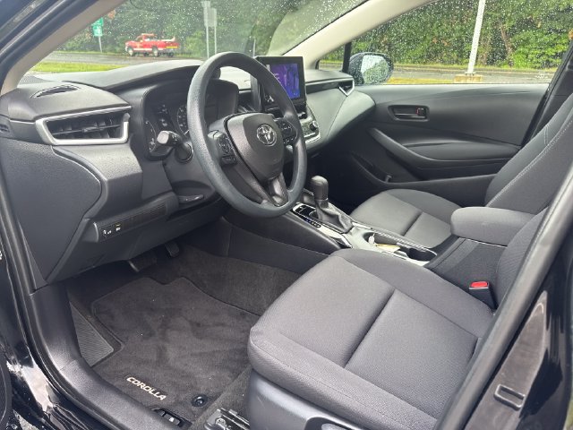 Used 2023 Toyota Corolla LE FWD image 14