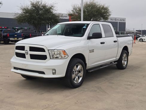Used 2018 RAM 1500 Express image 7