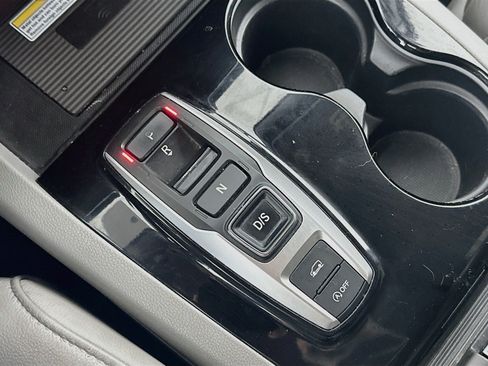 Used 2019 Honda Pilot Elite image 24