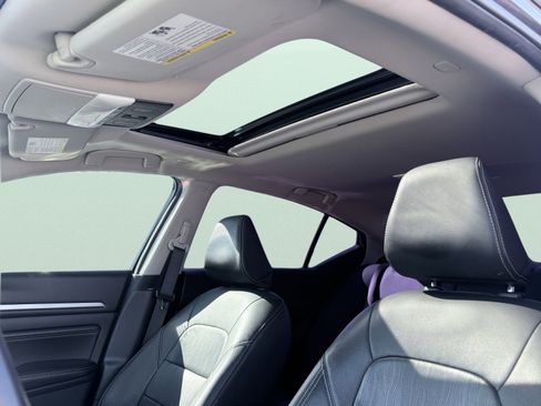 Used 2020 Nissan Altima 2.0 Platinum image 21