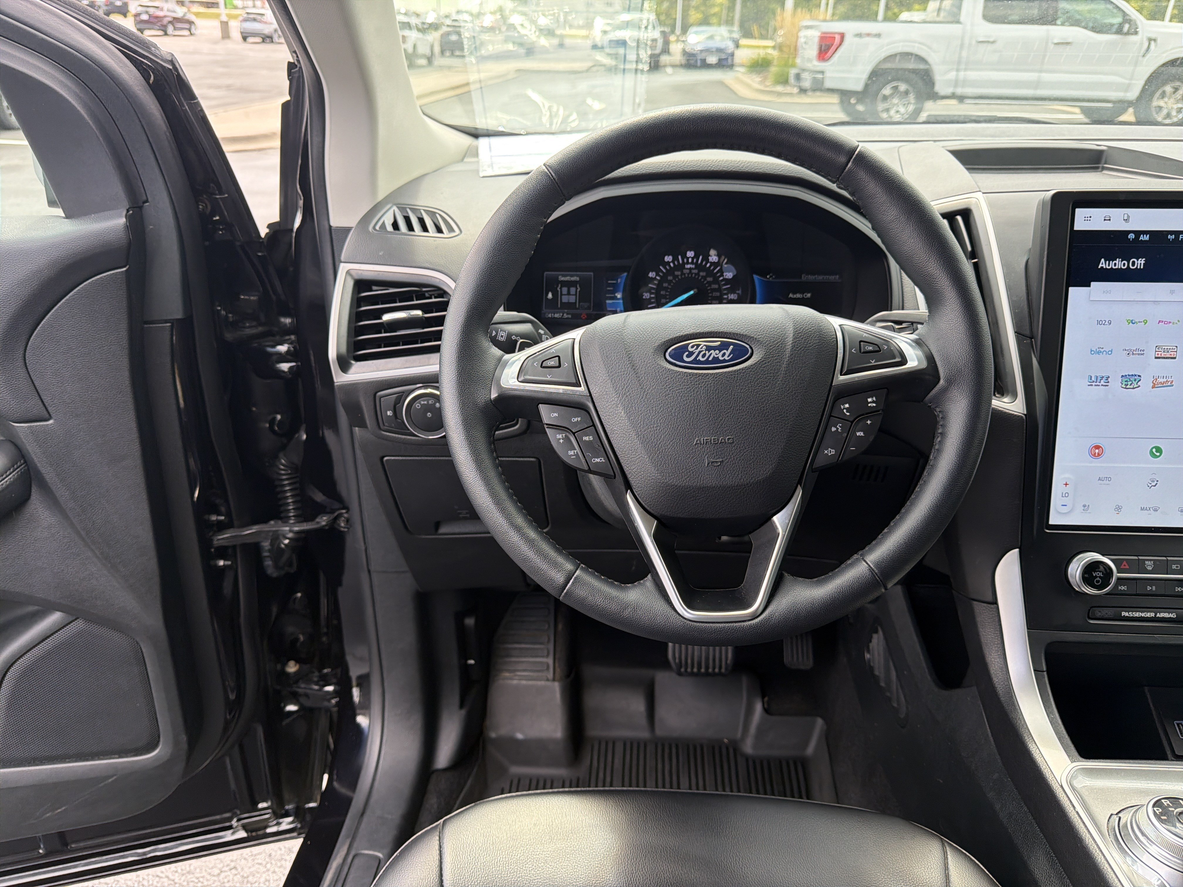 Certified 2024 Ford Edge SEL w/ Convenience Package AWD/4WD image 28