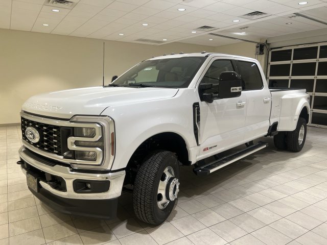 New 2027 Ford F350 Lariat w/ FX4 Off-Road Package AWD/4WD image 1