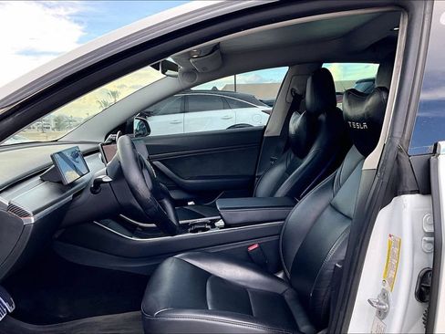 Used 2019 Tesla Model 3 RWD image 5