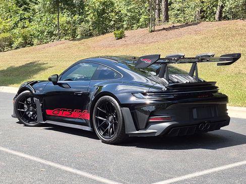 Certified 2024 Porsche 911 GT3 RS RWD image 3