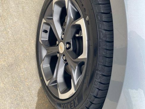 Used 2023 Chevrolet Malibu LT FWD image 3