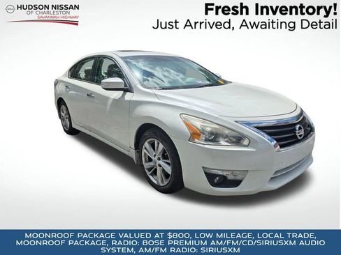 Used 2015 Nissan Altima 2.5 SL w/ Moonroof Package FWD image 1