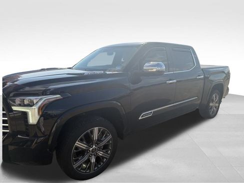 Used 2022 Toyota Tundra Capstone AWD/4WD image 5