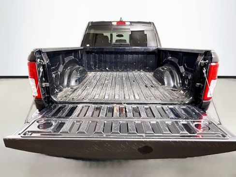 Used 2019 RAM 1500 Big Horn image 23