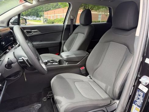 Certified 2023 Kia Sportage LX AWD/4WD image 11