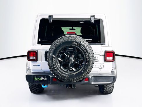 Used 2023 Jeep Wrangler Unlimited AWD/4WD image 7