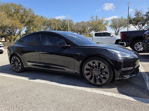 Used 2021 Tesla Model 3 Performance image 3
