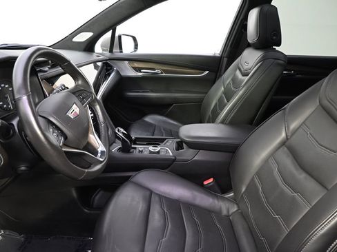 Used 2022 Cadillac XT6 Premium Luxury w/ Platinum Package AWD/4WD image 13