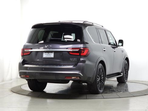 Used 2019 INFINITI QX80 Limited w/ All-Season Package image 10