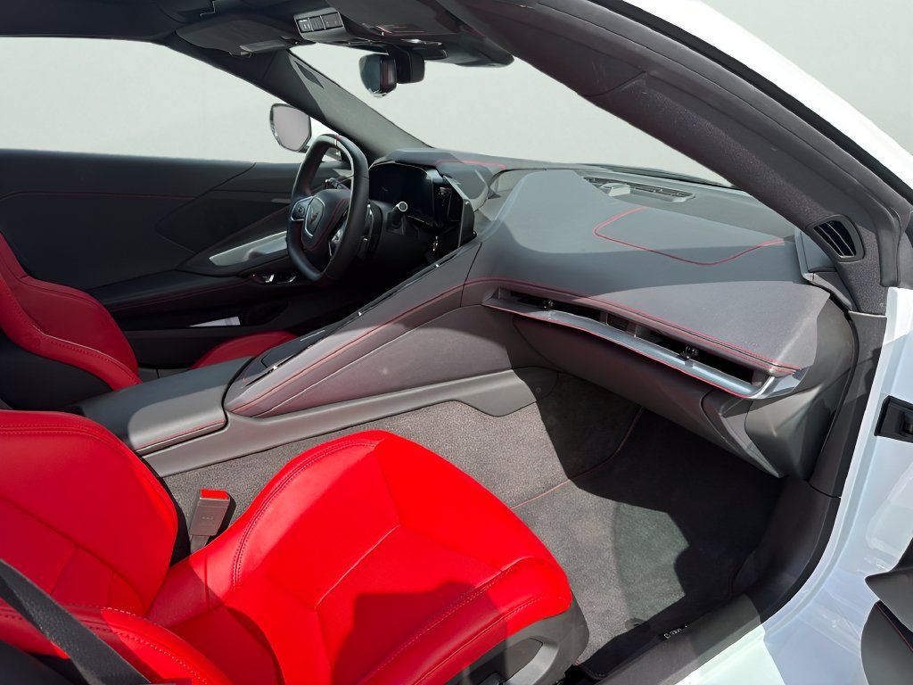 Used 2025 Chevrolet Corvette Stingray Coupe w/ 1LT RWD image 8