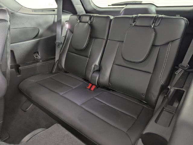 Used 2022 Ford Explorer ST w/ Equipment Group 401A AWD/4WD image 18