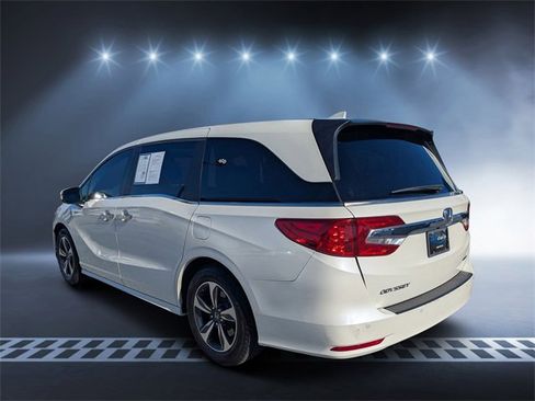 Used 2019 Honda Odyssey Touring image 5