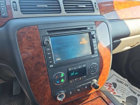 Used 2011 Chevrolet Tahoe LTZ image 20