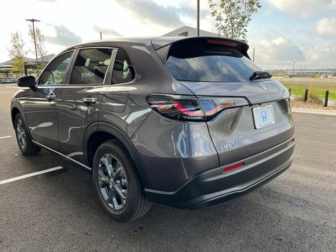 Used 2026 Honda HR-V LX image 6