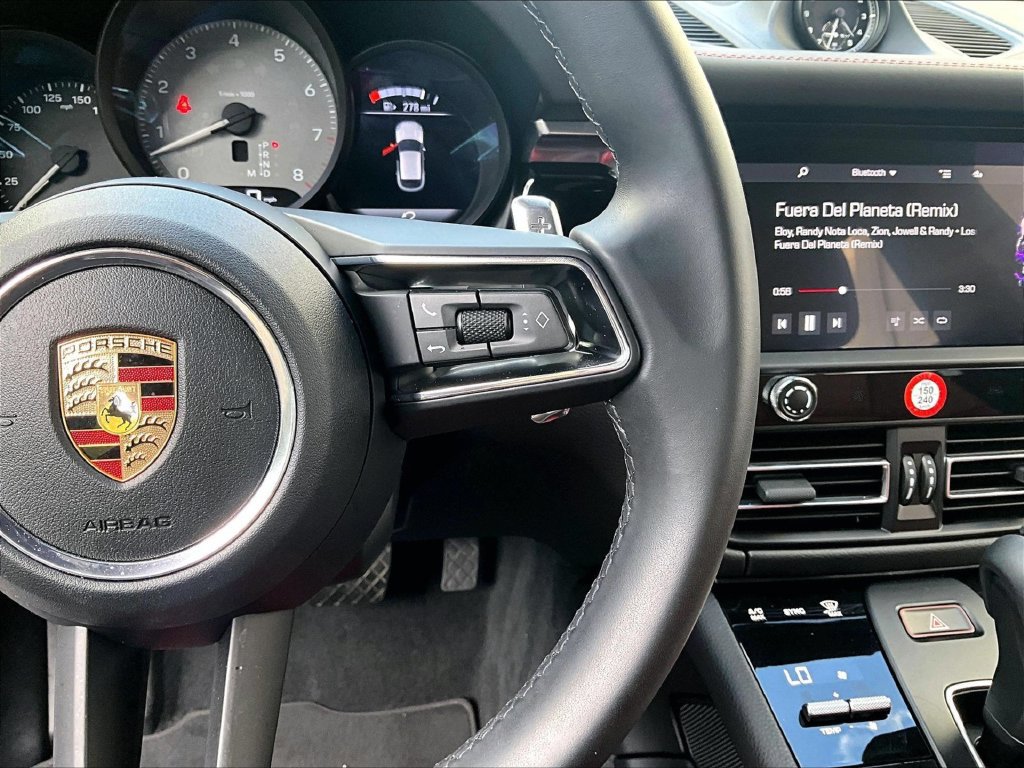 Certified 2026 Porsche Macan S AWD/4WD image 24