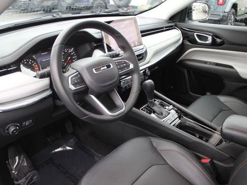 Used 2022 Jeep Compass Limited w/ Sun and Sound Group image 3