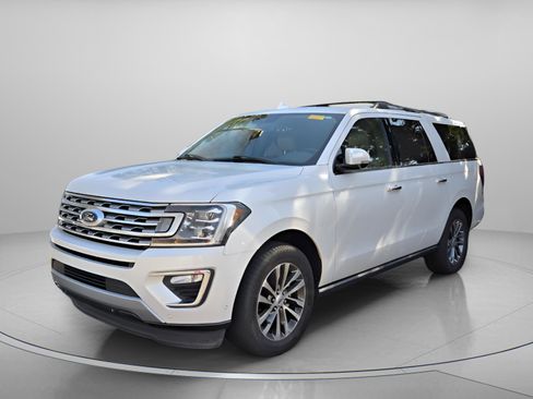 Used 2018 Ford Expedition Max Limited w/ Equipment Group 301A image 2