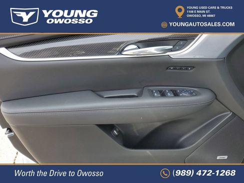 Certified 2025 Cadillac XT6 Sport w/ LPO, Floor Liner Package AWD/4WD image 22