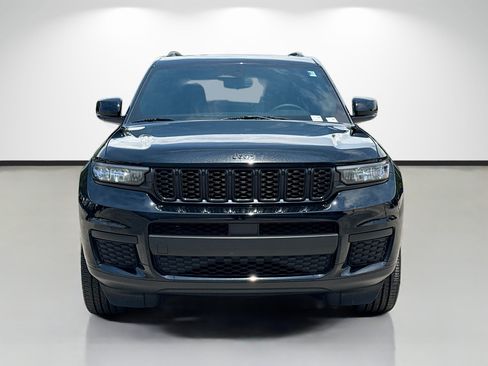 Used 2024 Jeep Grand Cherokee L Altitude AWD/4WD image 8