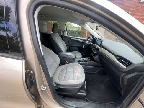Used 2021 Ford Escape SE AWD/4WD image 11