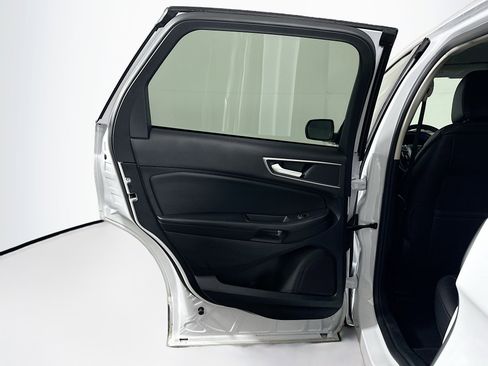 Used 2024 Ford Edge SEL image 25