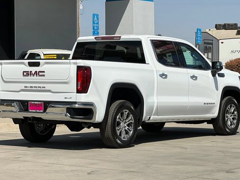 Used 2026 GMC Sierra 1500 SLT RWD image 4