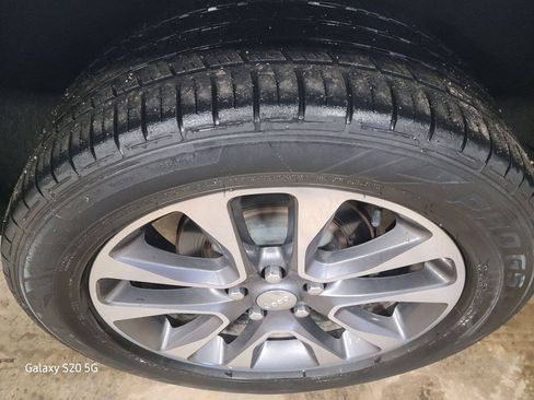 Used 2018 Jeep Grand Cherokee Overland AWD/4WD image 14