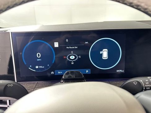 Used 2024 Hyundai Santa Fe Calligraphy image 17